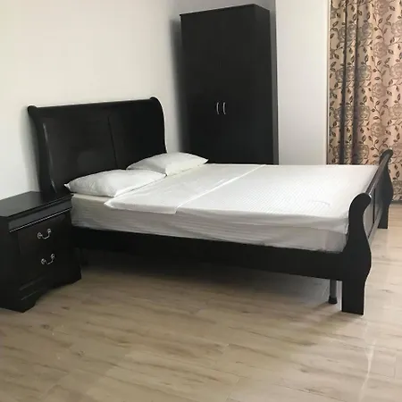 Ip Apartahotel *